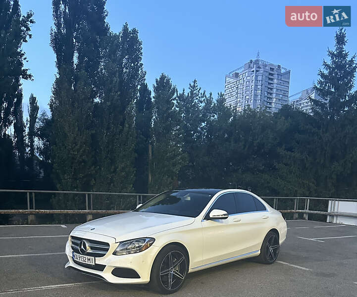 Седан Mercedes-Benz C-Class 2016 в Киеве