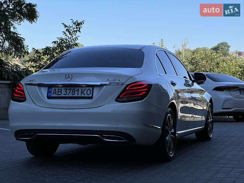 Седан Mercedes-Benz C-Class 2015 в Виннице