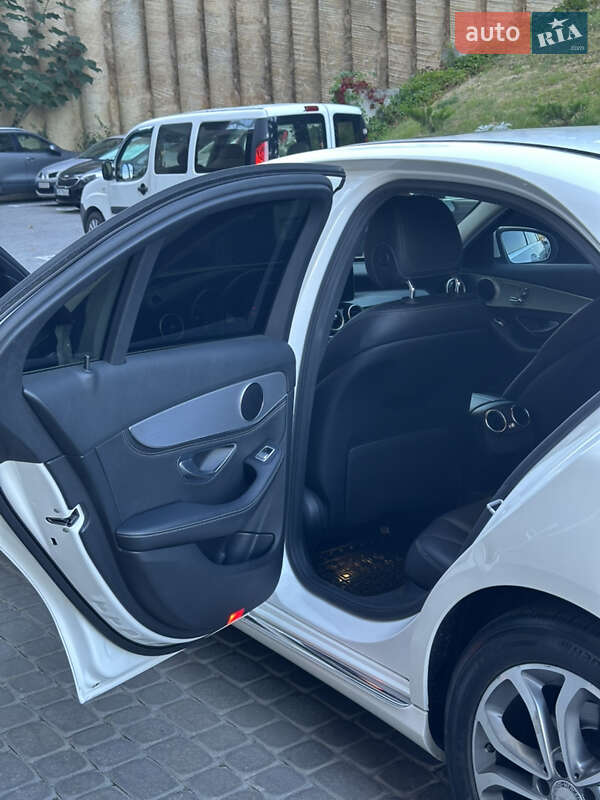 Седан Mercedes-Benz C-Class 2015 в Виннице фото 18 Седан Mercedes-Benz C-Class 2015 в Виннице