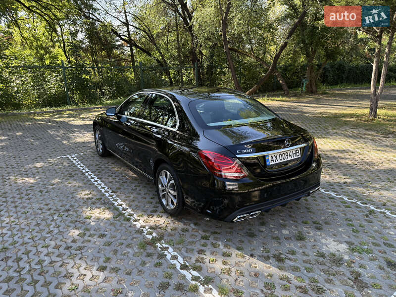 Седан Mercedes-Benz C-Class 2015 в Харькове фото 2 Седан Mercedes-Benz C-Class 2015 в Харькове
