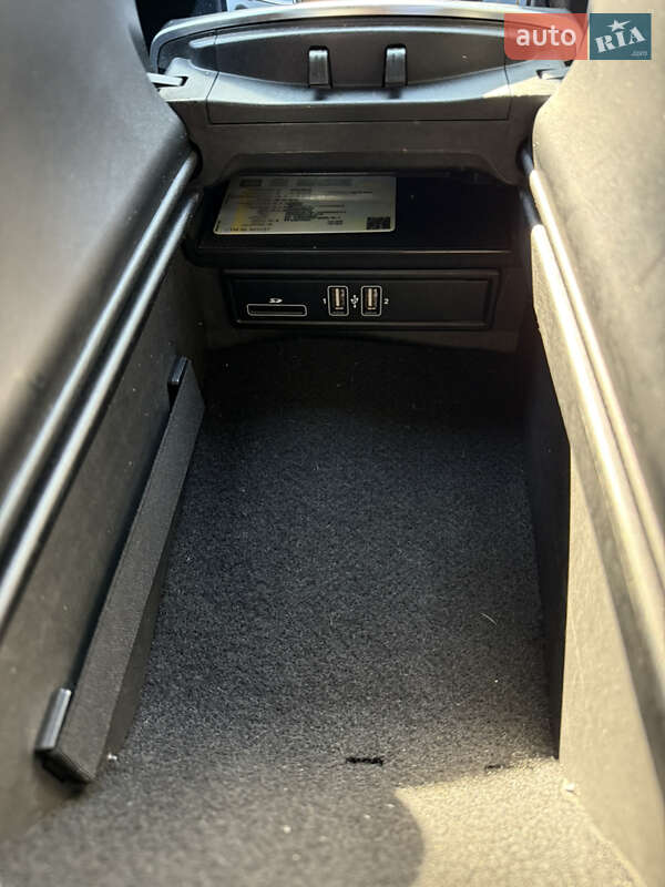 Седан Mercedes-Benz C-Class 2015 в Харькове фото 32 Седан Mercedes-Benz C-Class 2015 в Харькове