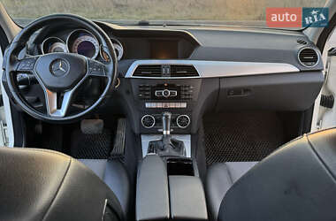 Седан Mercedes-Benz C-Class 2011 в 