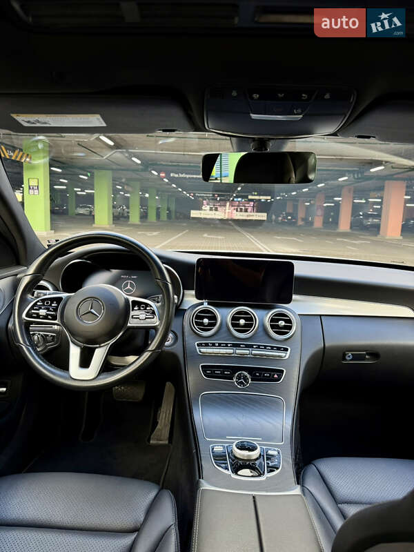 Седан Mercedes-Benz C-Class 2021 в Киеве