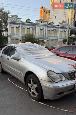 Седан Mercedes-Benz C-Class 2003 в 