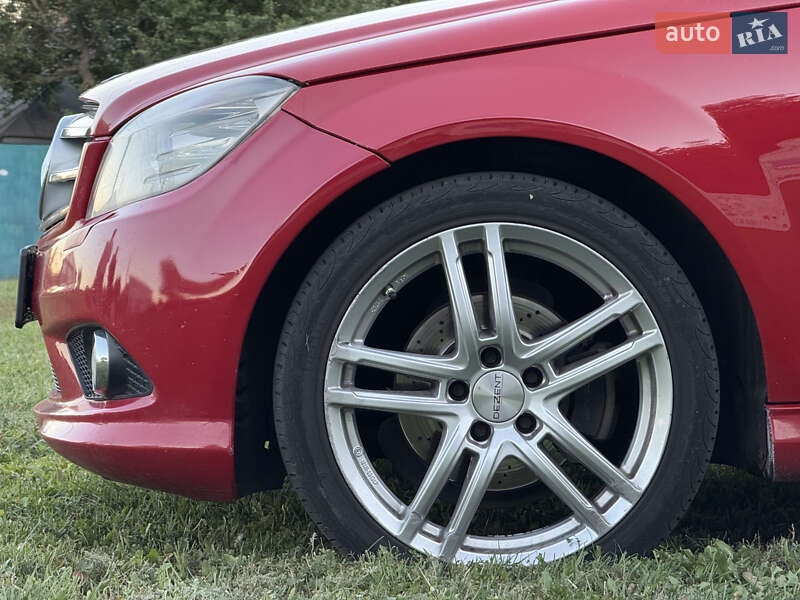 Седан Mercedes-Benz C-Class 2007 в Конотопе