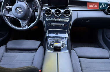 Седан Mercedes-Benz C-Class 2017 в 