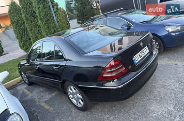 Седан Mercedes-Benz C-Class 2002 в 