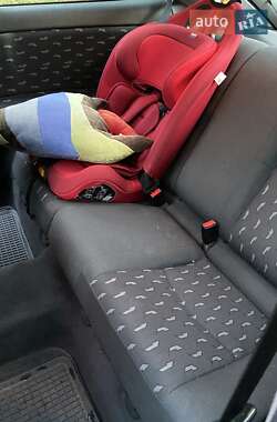 Купе Mercedes-Benz C-Class 2001 в 