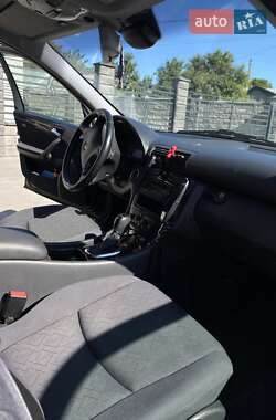 Универсал Mercedes-Benz C-Class 2002 в 