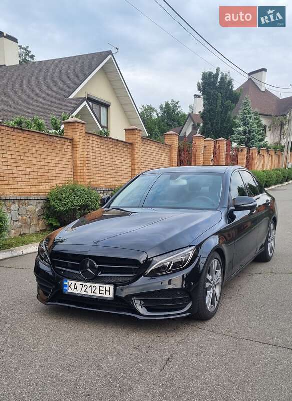Седан Mercedes-Benz C-Class 2017 в Киеве