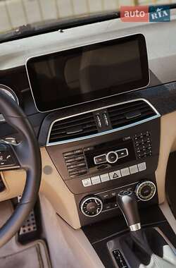 Купе Mercedes-Benz C-Class 2011 в 