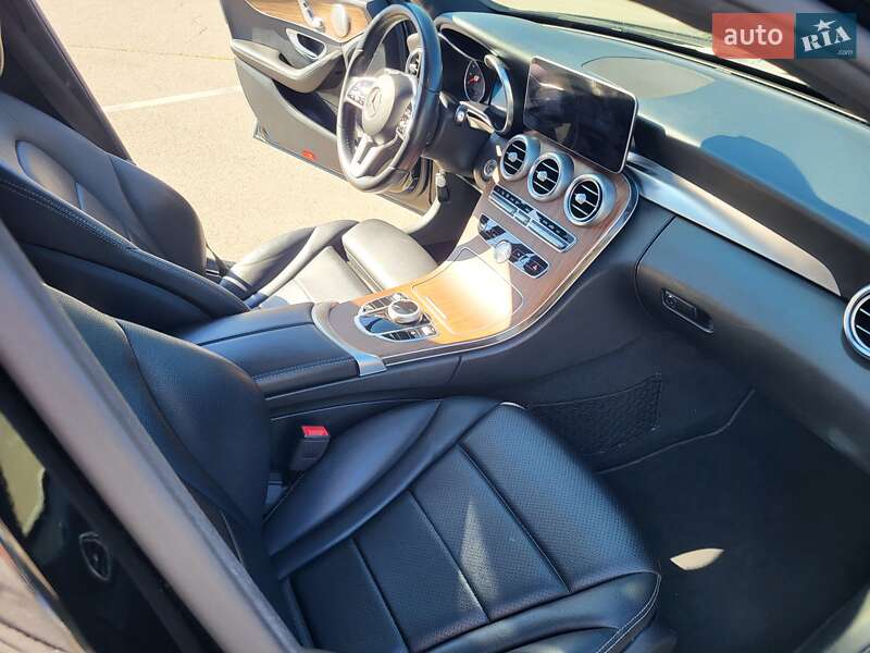 Седан Mercedes-Benz C-Class 2018 в Киеве