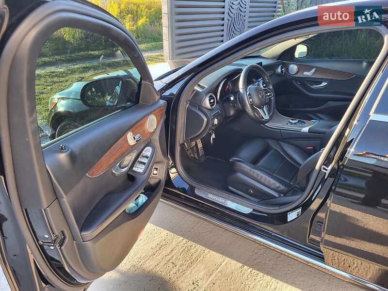 Седан Mercedes-Benz C-Class 2018 в Киеве