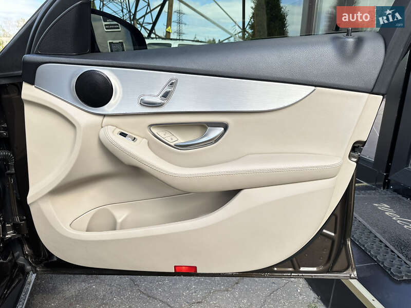 Седан Mercedes-Benz C-Class 2016 в Харкові