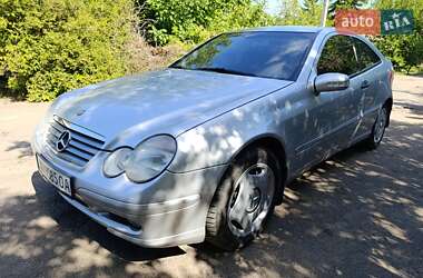 Купе Mercedes-Benz C-Class 2003 в 