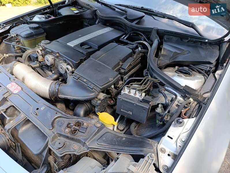 Купе Mercedes-Benz C-Class 2003 в Славянске