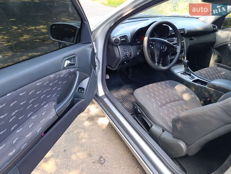 Купе Mercedes-Benz C-Class 2003 в Славянске