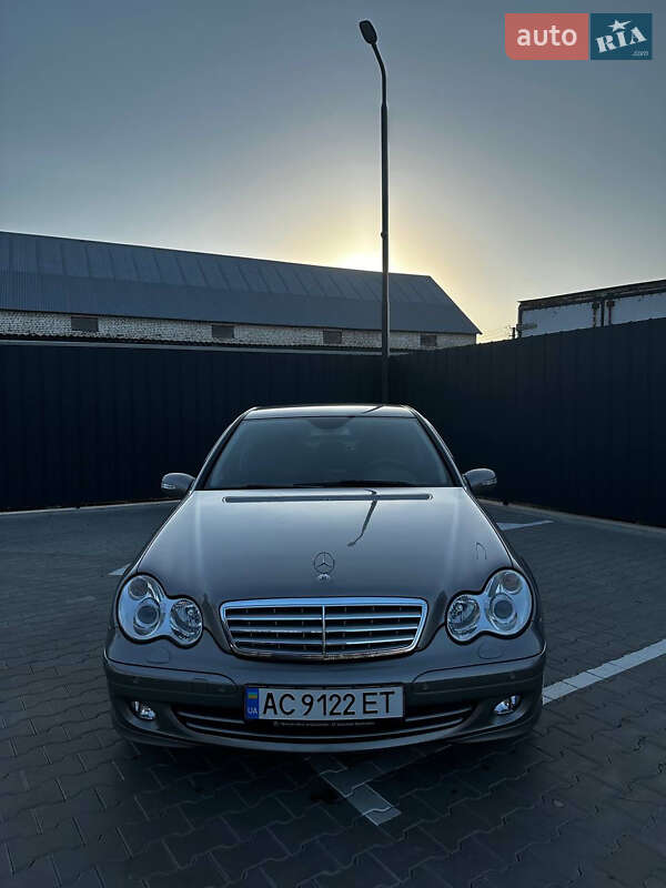 Седан Mercedes-Benz C-Class 2006 в Луцьку фото 3 Седан Mercedes-Benz C-Class 2006 в Луцьку