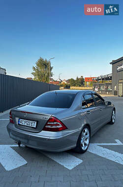 Седан Mercedes-Benz C-Class 2006 в 