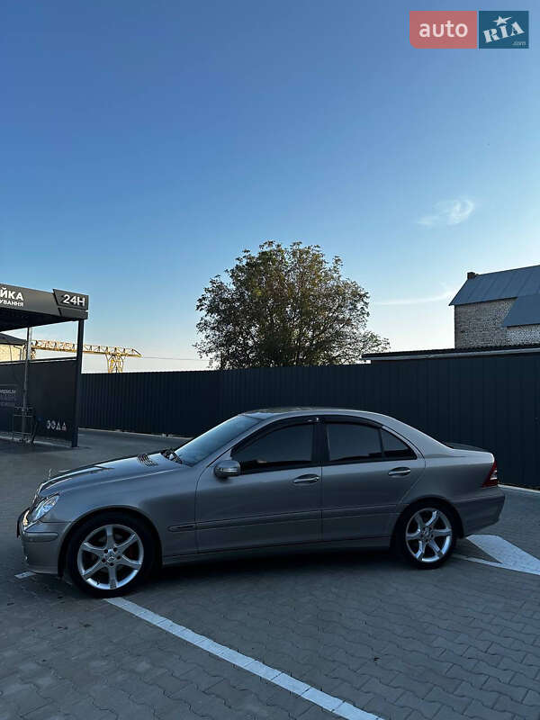 Седан Mercedes-Benz C-Class 2006 в Луцьку фото 9 Седан Mercedes-Benz C-Class 2006 в Луцьку