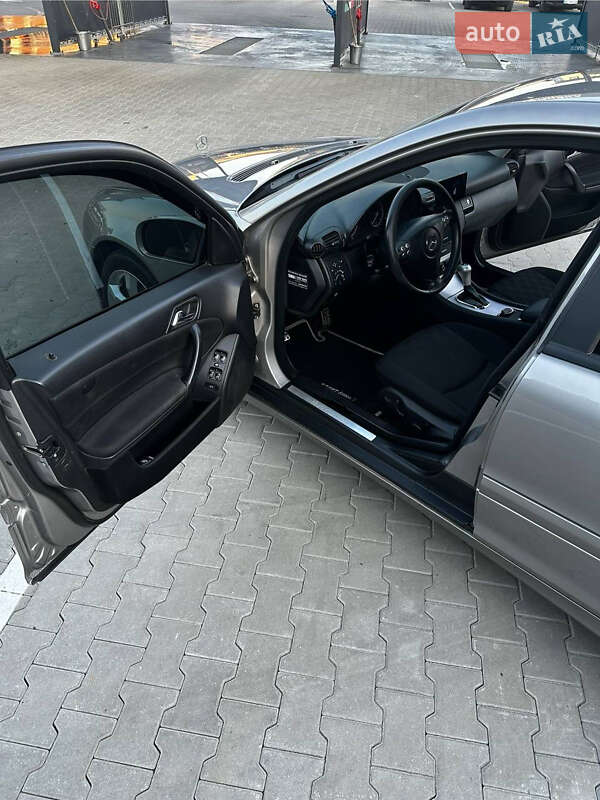 Седан Mercedes-Benz C-Class 2006 в Луцьку фото 18 Седан Mercedes-Benz C-Class 2006 в Луцьку
