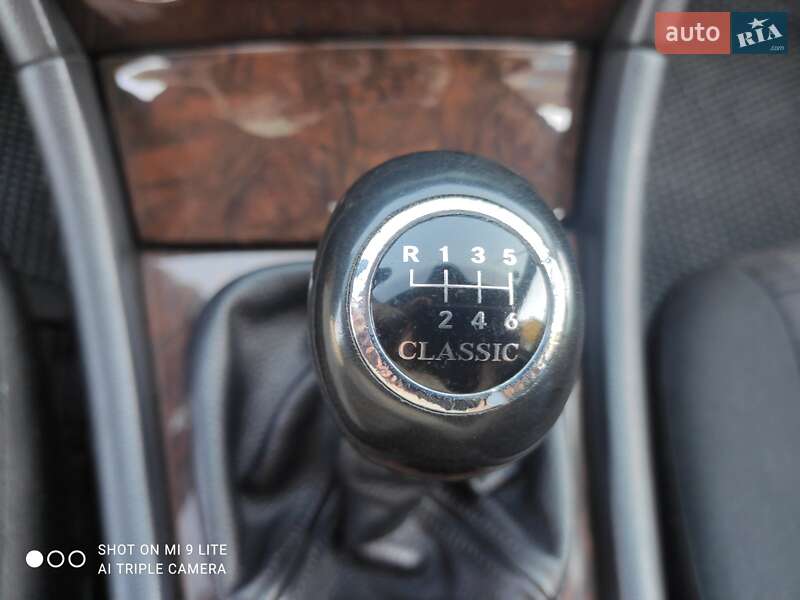Универсал Mercedes-Benz C-Class 2004 в Киеве