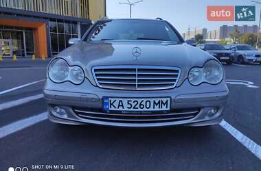 Универсал Mercedes-Benz C-Class 2004 в 