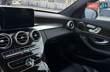 Седан Mercedes-Benz C-Class 2017 в 