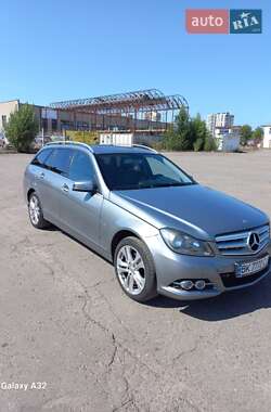 Универсал Mercedes-Benz C-Class 2012 в Ровно