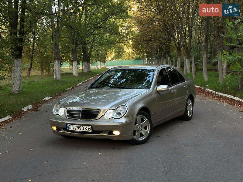 Mercedes-Benz C-Class 2002