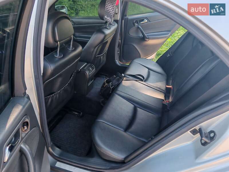 Седан Mercedes-Benz C-Class 2003 в Броварах фото 16 Седан Mercedes-Benz C-Class 2003 в Броварах