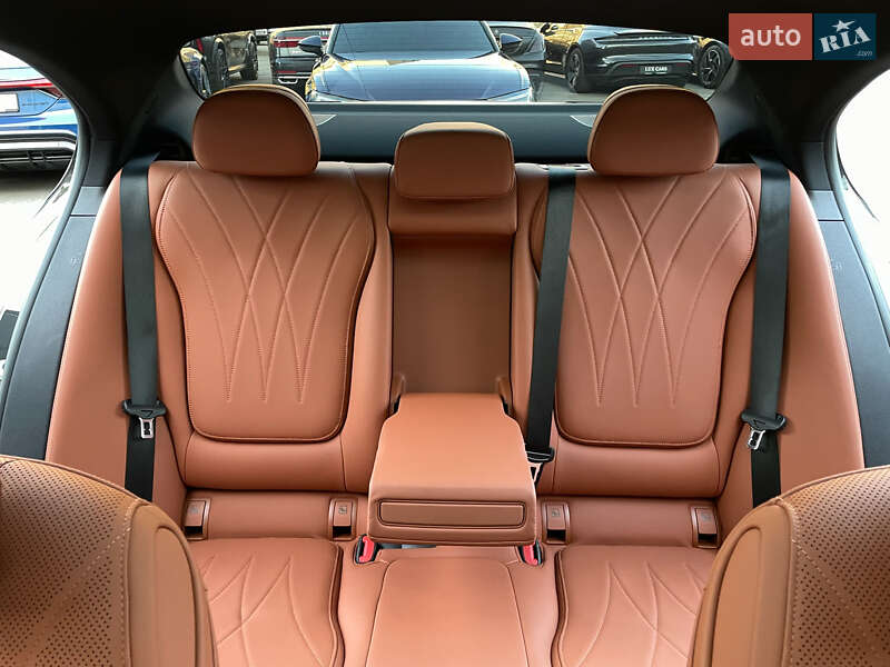 Седан Mercedes-Benz C-Class 2022 в Києві