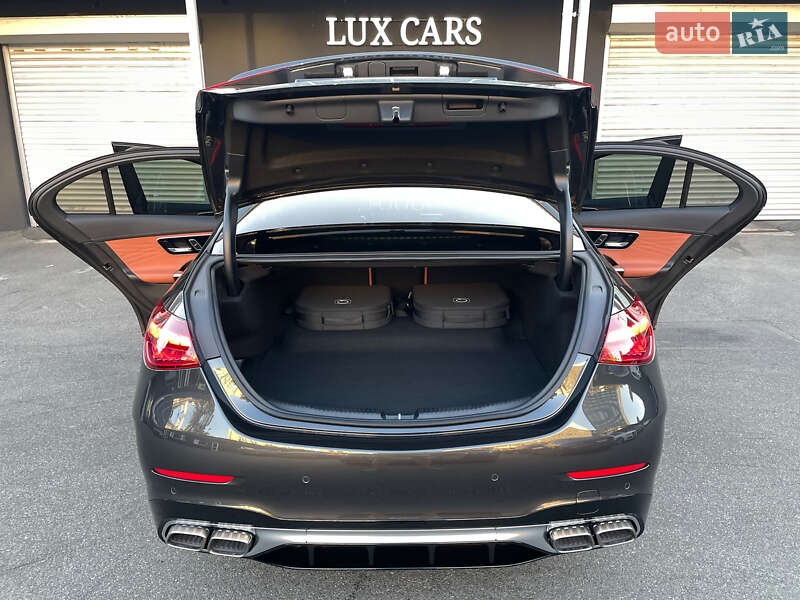 Седан Mercedes-Benz C-Class 2022 в Києві