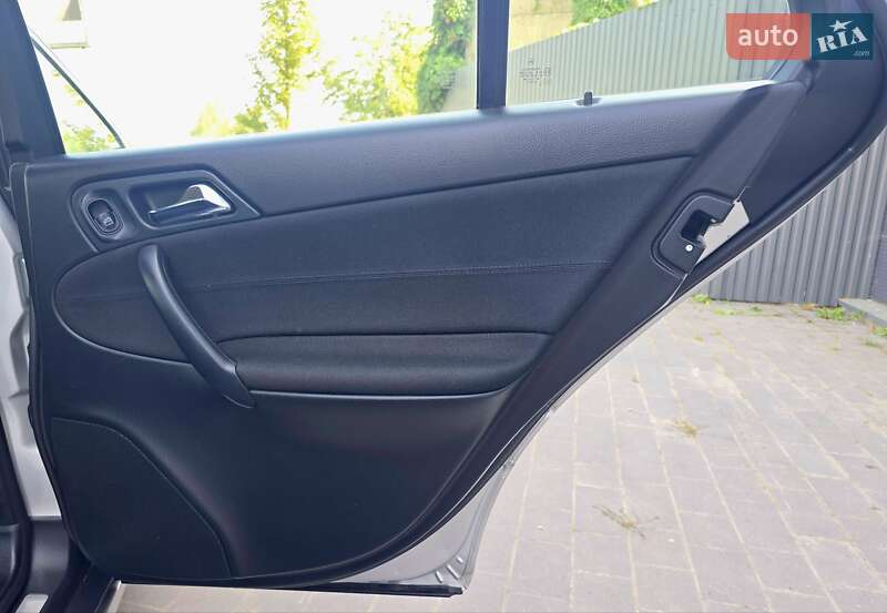 Седан Mercedes-Benz C-Class 2005 в Ивано-Франковске