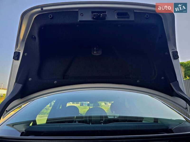 Седан Mercedes-Benz C-Class 2005 в Ивано-Франковске