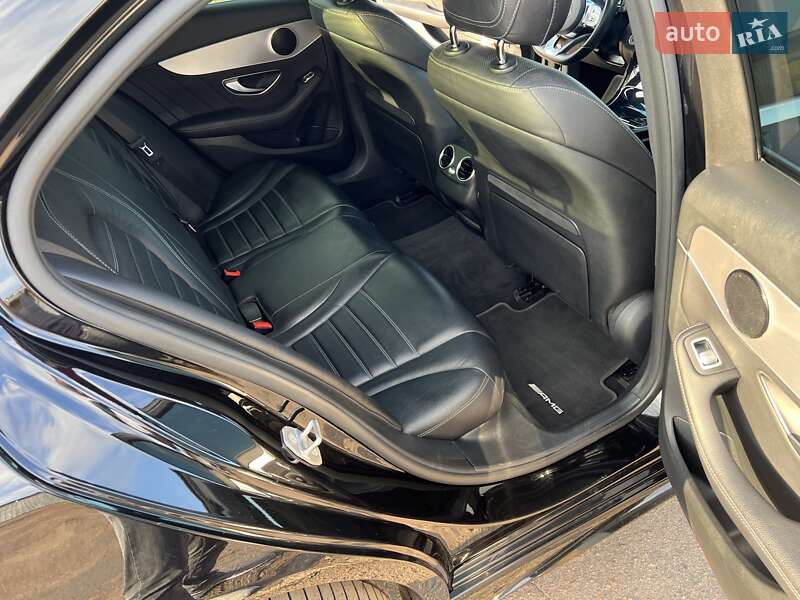 Седан Mercedes-Benz C-Class 2019 в Прилуках
