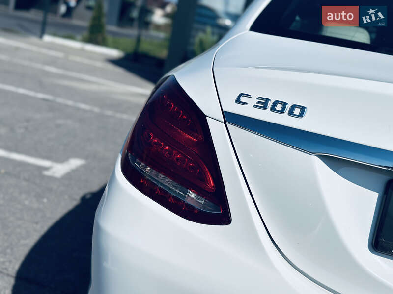 Седан Mercedes-Benz C-Class 2017 в Кременчуге