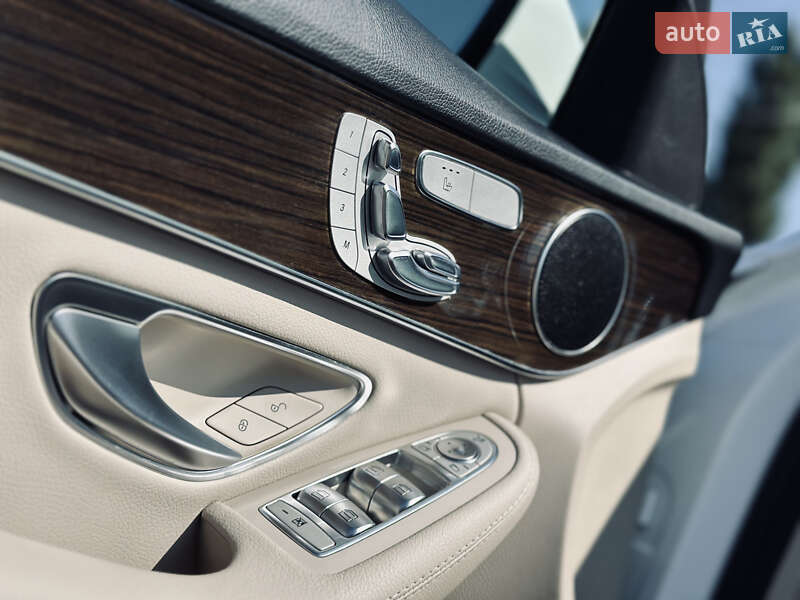 Седан Mercedes-Benz C-Class 2017 в Кременчуге