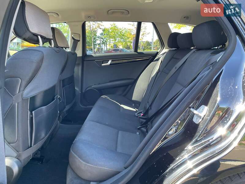 Универсал Mercedes-Benz C-Class 2013 в Киеве фото 9 Универсал Mercedes-Benz C-Class 2013 в Киеве