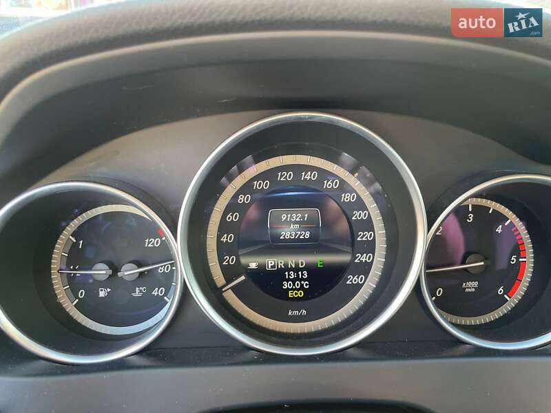 Универсал Mercedes-Benz C-Class 2013 в Киеве фото 16 Универсал Mercedes-Benz C-Class 2013 в Киеве