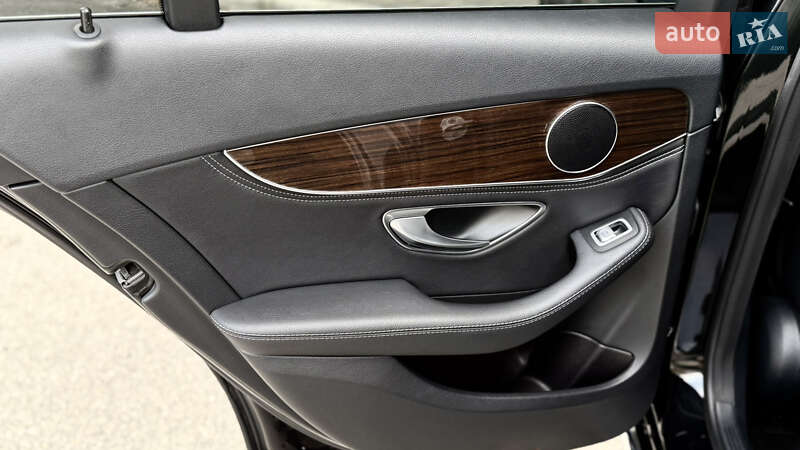 Седан Mercedes-Benz C-Class 2015 в Запорожье