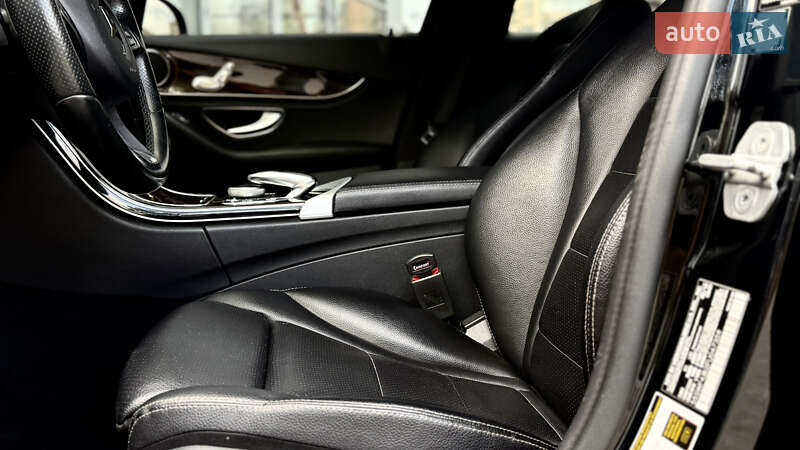 Седан Mercedes-Benz C-Class 2015 в Запорожье