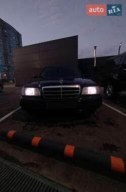 Седан Mercedes-Benz C-Class 1997 в 