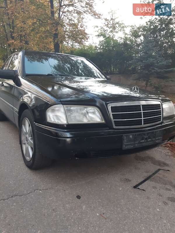 Седан Mercedes-Benz C-Class 1997 в Харькове фото 5 Седан Mercedes-Benz C-Class 1997 в Харькове