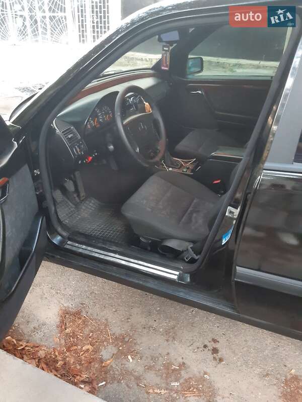 Седан Mercedes-Benz C-Class 1997 в Харькове фото 21 Седан Mercedes-Benz C-Class 1997 в Харькове