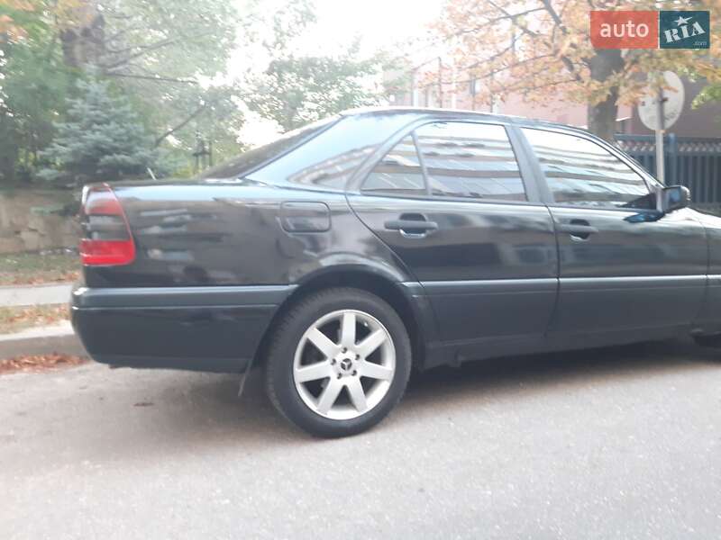 Седан Mercedes-Benz C-Class 1997 в Харькове фото 31 Седан Mercedes-Benz C-Class 1997 в Харькове