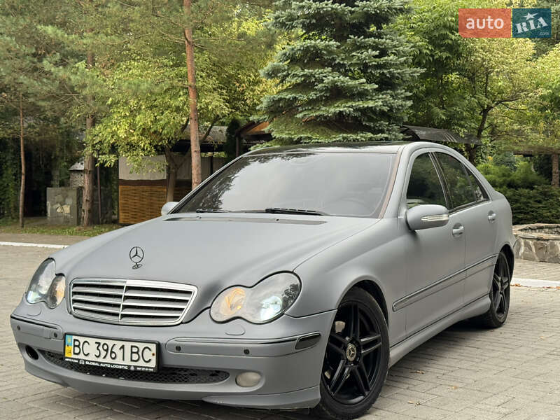 Седан Mercedes-Benz C-Class 2005 в Дрогобичі
