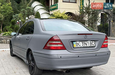 Седан Mercedes-Benz C-Class 2005 в 