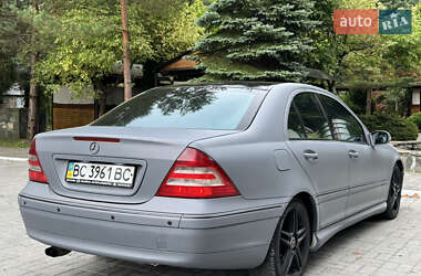 Седан Mercedes-Benz C-Class 2005 в 