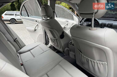 Седан Mercedes-Benz C-Class 2005 в 